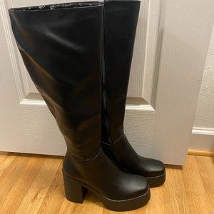 Lamoda - Slick Nicks Wide Calf (Size 10)